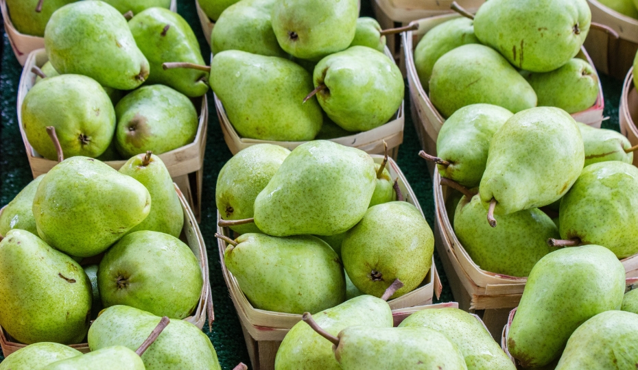 Les poires : un coup de pouce nutritionnel au bureau !