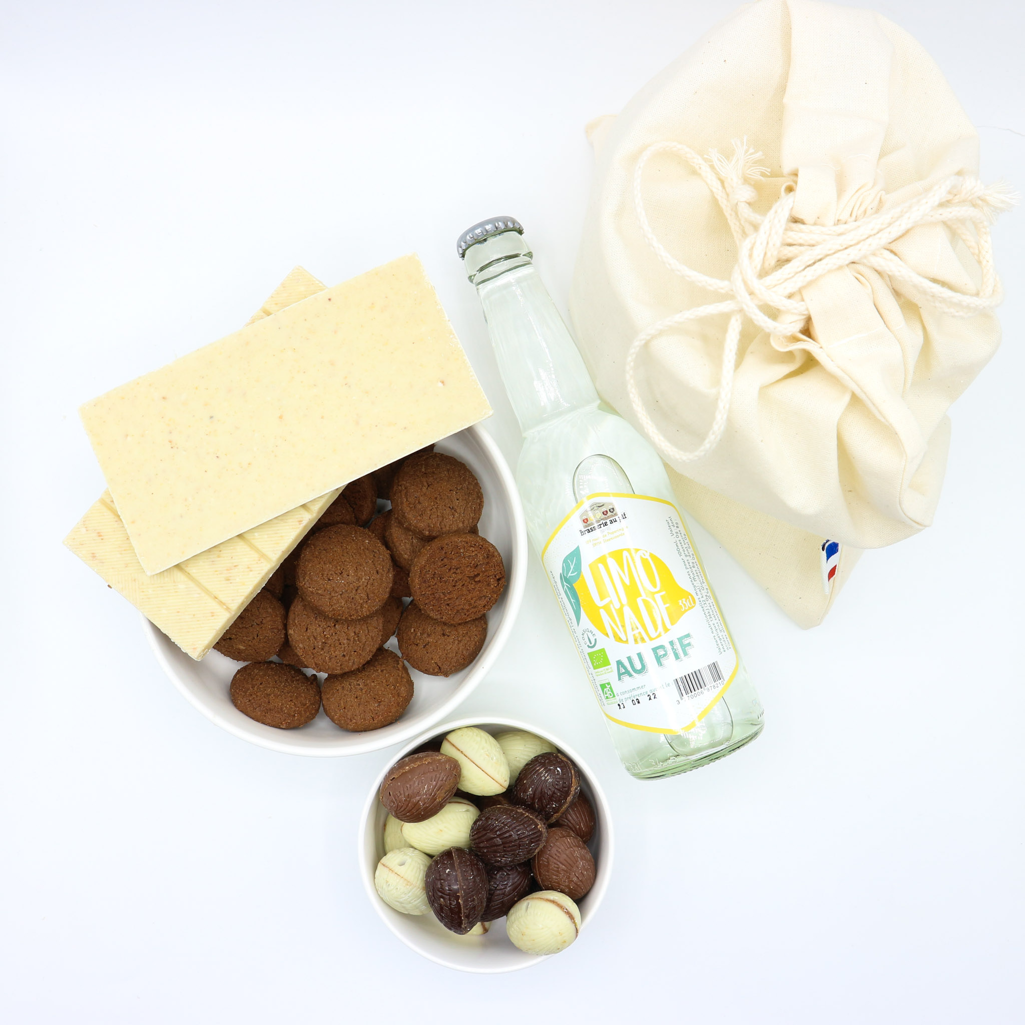 Composition type d'un coffret de Pâques de La Consignerie